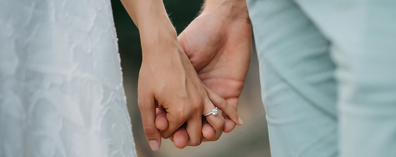 New Research From De Beers Group Shows Us Consumers Will Seek More Meaningful Gifts With Enduring Value After Lockdown De Beers Group