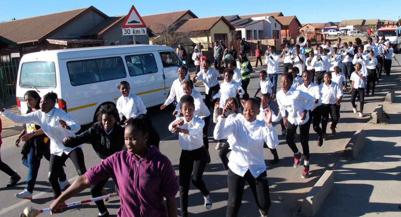 Field bands call the tune at exhibition and De Beers Group