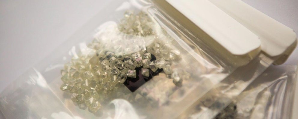 De beers rough diamond sales for cycle 9, 2017