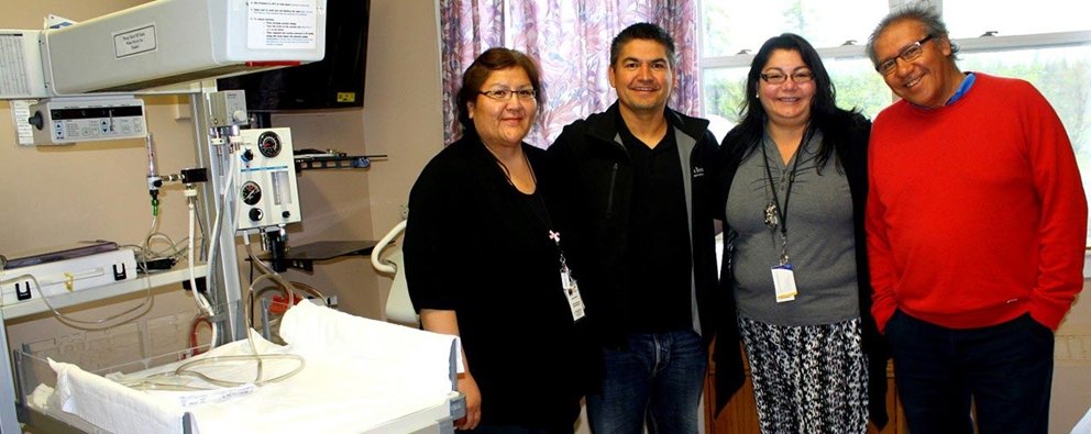 De Beers donation funds obstetric equipment for Moose Factory hospital