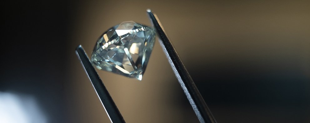 De Beers Group shares insights on demand for natural diamonds and Evolving consumer perceptions of LGDs