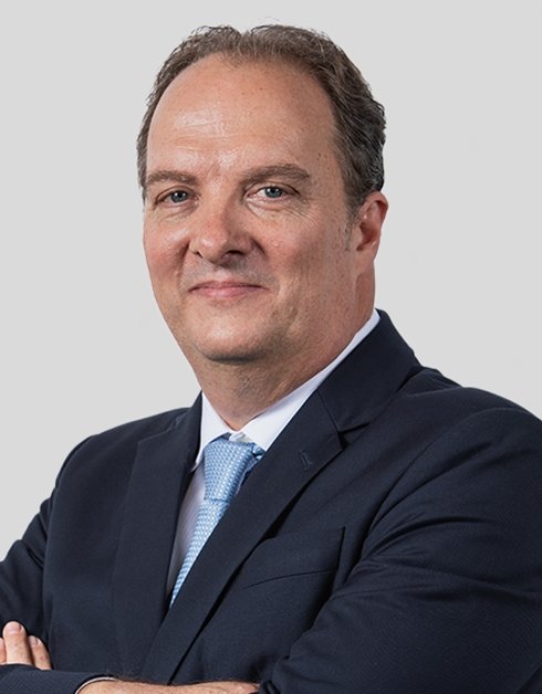 Headshot of Kevin Smith